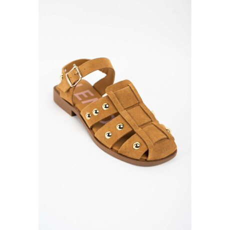 Cangrejera Gamuza Con Tachas Camel