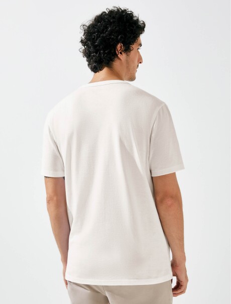 CAMISETA ESTAMPADA MODELO REGULAR BEIGE