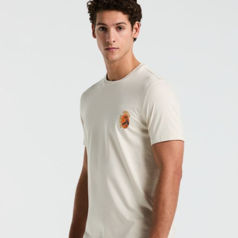 Remera Jrsy Grphc Tee Cocktail Penguin Beige