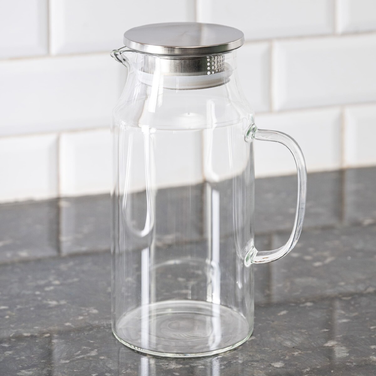 Jarra de vidrio con tapa de acero 1700ml 