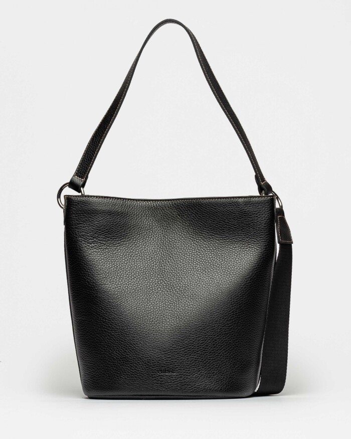 Cartera al hombro Anya en cuero graneado Negro