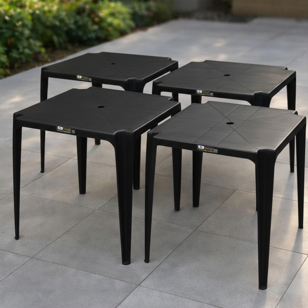 Set x4 Mesa cuadrada 70 x 70 cm Bela Vista - NEGRO 