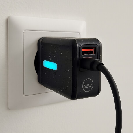 Adaptador cargador de pared USB y tipo C Negro