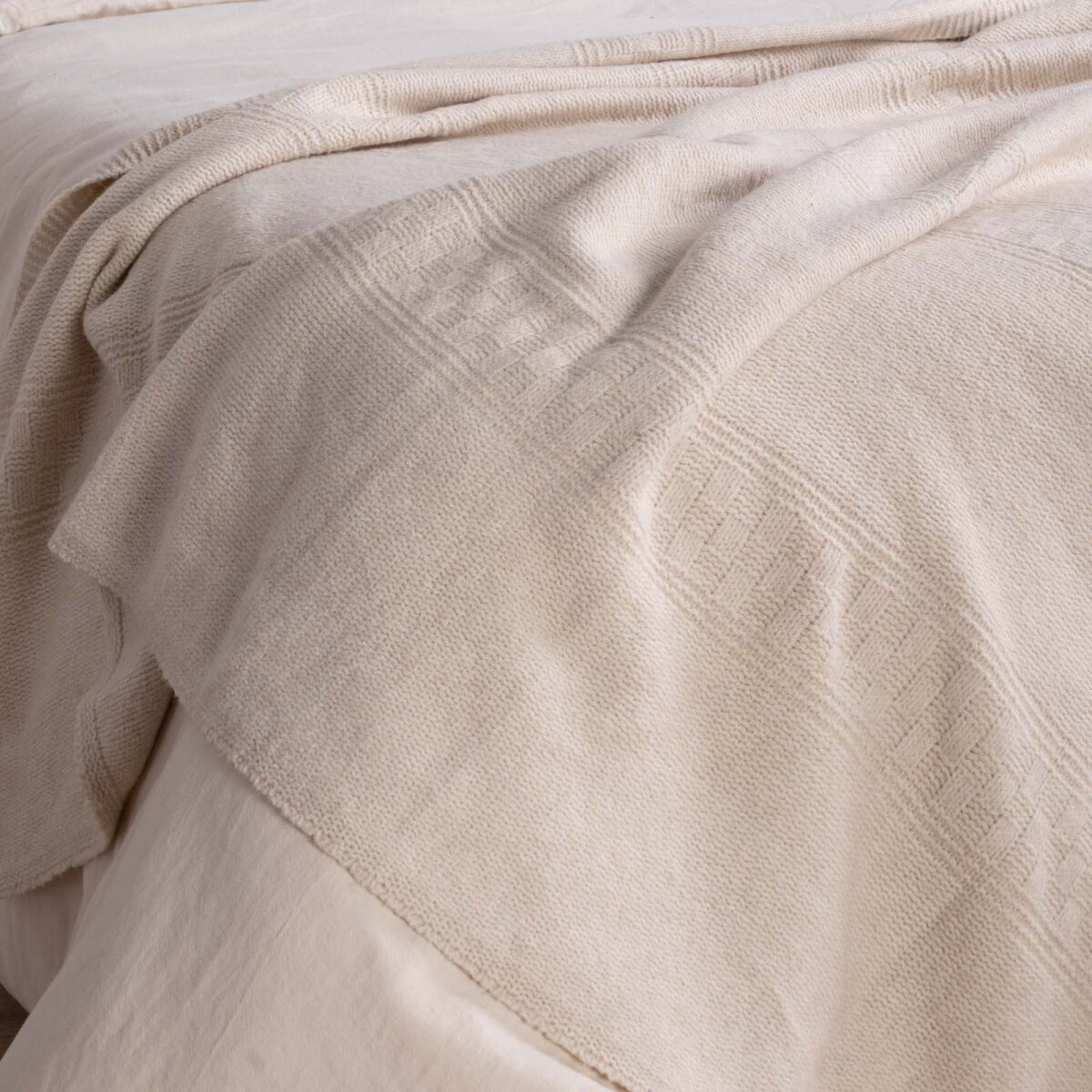 PIE DE CAMA - POLIESTER KNIT CHESS 