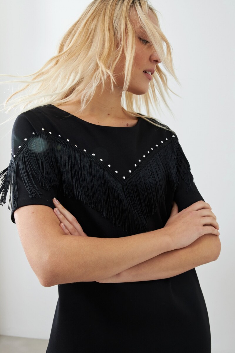 Vestido con flecos negro