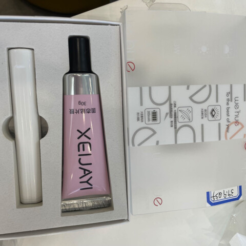SET DE LÁMPARA PARA UÑAS Y GEL SÓLIDO ADHESIVO SET DE LÁMPARA PARA UÑAS Y GEL SÓLIDO ADHESIVO