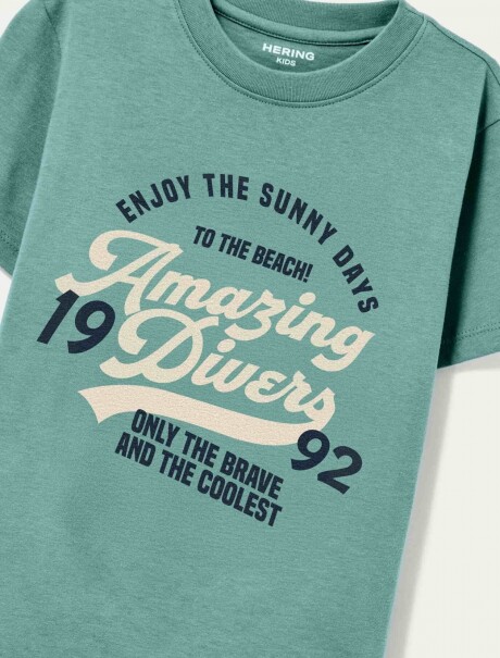 CONJUNTO INFANTIL CON ESTAMPADO VERDE