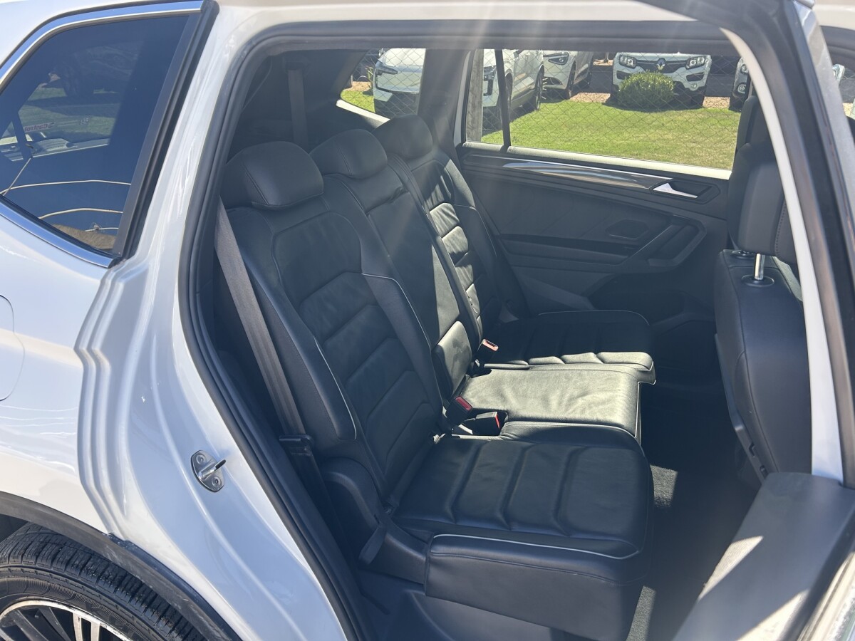 Volkswagen Tiguan 2021 EXCELENTE ESTADO! | Permuta/ Financia Volkswagen Tiguan 2021 EXCELENTE ESTADO! | Permuta/ Financia