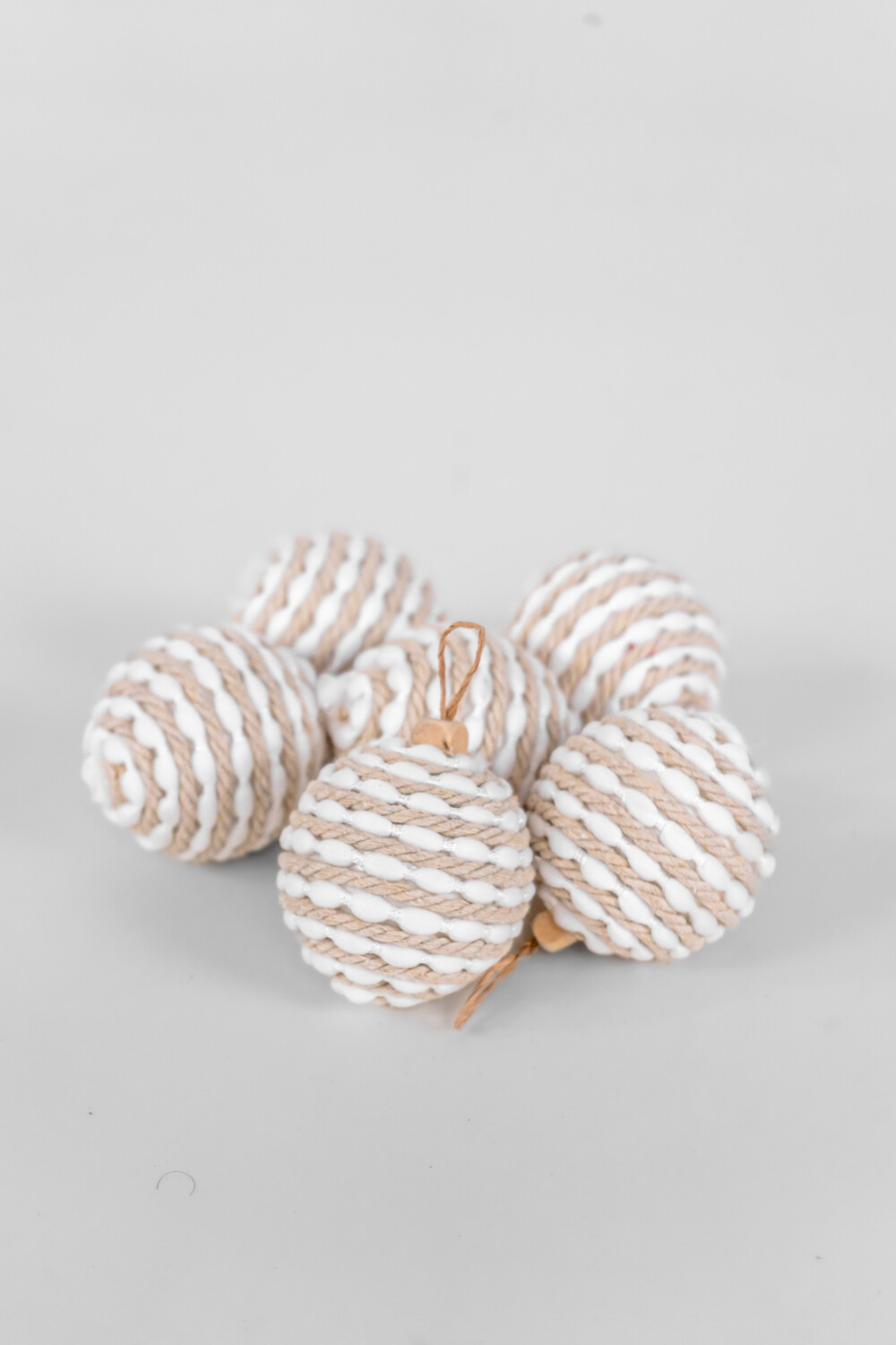 Colgante Esferas Líneas, 6un. Color Unico