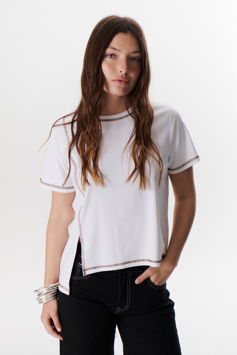 REMERA LARA BLANCO