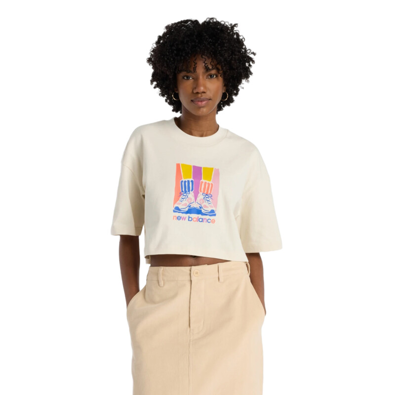 Remera New Balance Athletics Gradient Shoes - Beige Remera New Balance Athletics Gradient Shoes - Beige