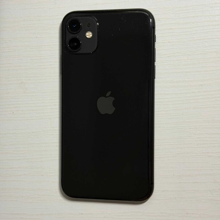 iPhone 11 128GB - Black iPhone 11 128GB - Black
