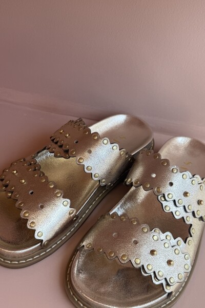 SANDALIA MORANGO Dorado