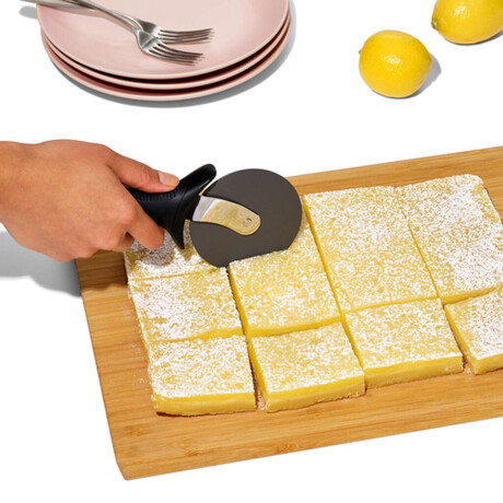 Oxo Gg Cortador De Pizza Para Bandejas Antiadherentes