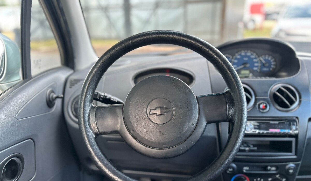 Chevrolet Spark 1.0 LS - 2013 Chevrolet Spark 1.0 LS - 2013