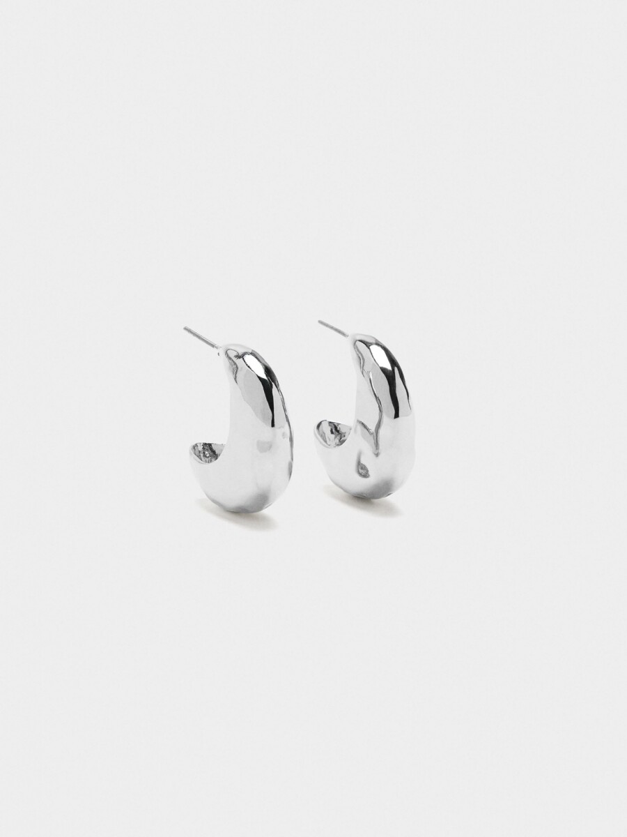 Set De Pendientes Y Anillos Irregulares plateado