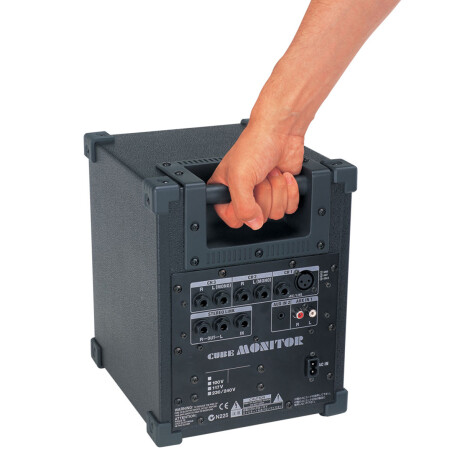 Amplificador De Voz Roland Cm-30 Amplificador De Voz Roland Cm-30