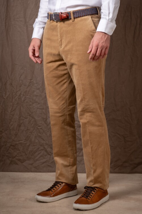 Pantalon Corduroy clásico Beige