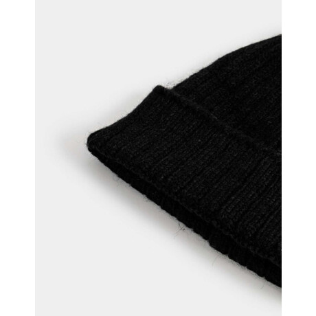 Gorro Tejido Con Pompón Negro