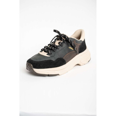 Zapatilla Cuero Negro