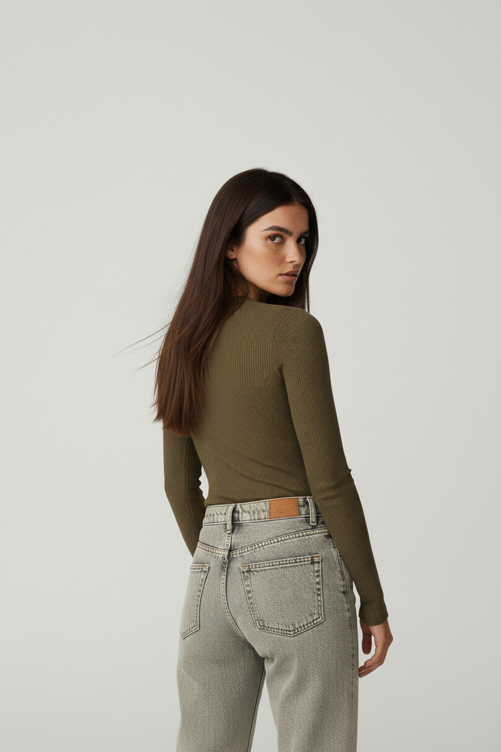 Remera Dalym Verde Oliva Oscuro