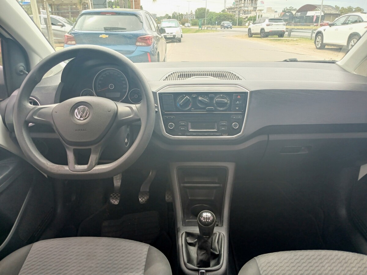 Volkswagen Up Move 1.0 Extra Full | Permuta / Financia Volkswagen Up Move 1.0 Extra Full | Permuta / Financia