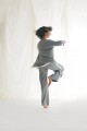 Pantalón tejido con vivo en contraste gris melange