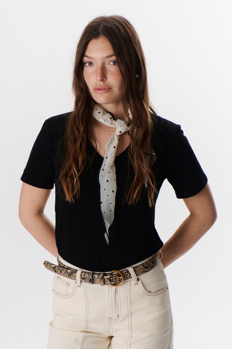 REMERA V DOBLE NEGRO