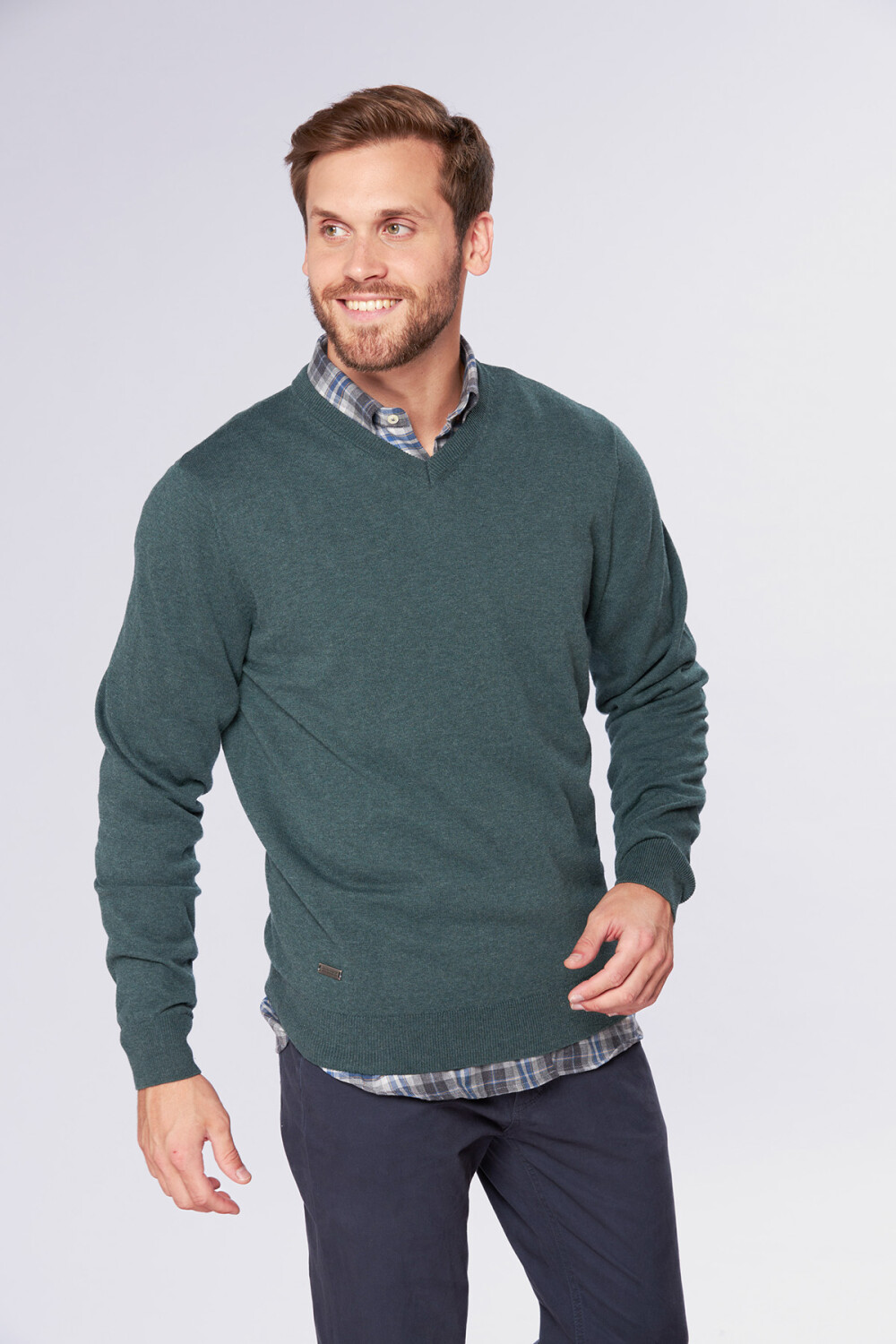 BUZO TEJIDO CUELLO EN V Verde oscuro