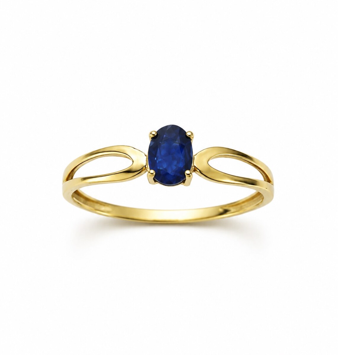 Anillo en oro con Zafiro azul 