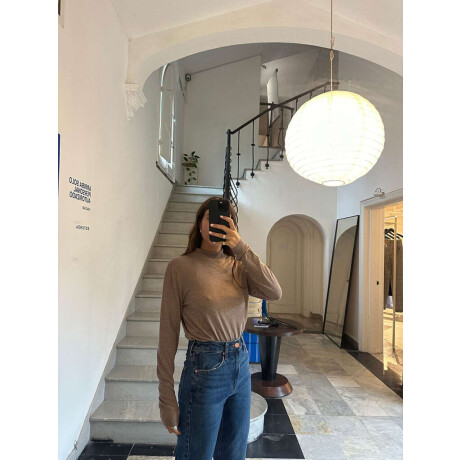 Top Adina Mink