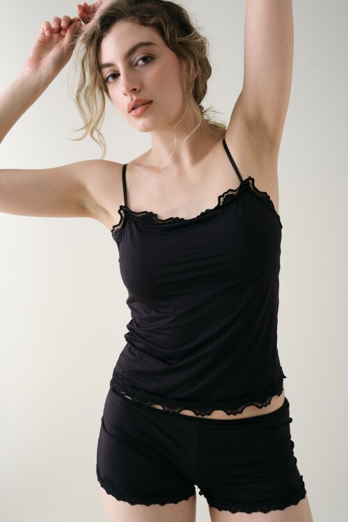 Top Entallado Microfibra Peach Negro