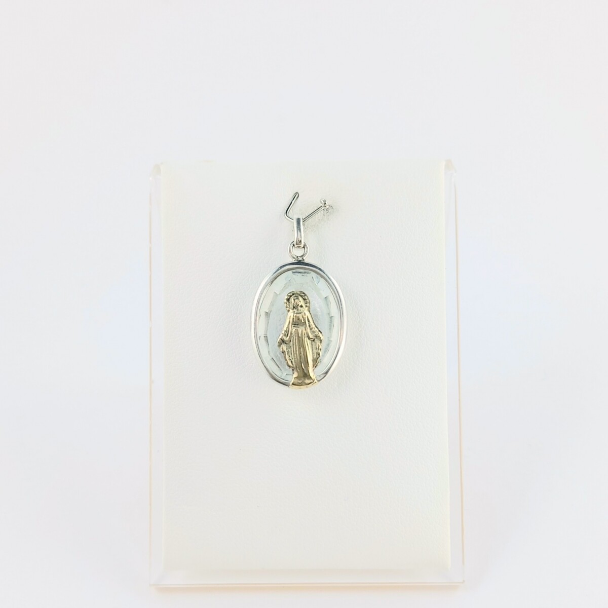 Medalla de la Virgen Milagrosa en plata 925 con double de oro 18 ktes y Cristal. 