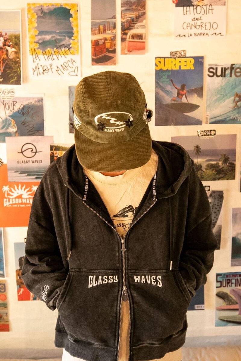 Campera Cyclo Bordada / Negro Wash - Preventa U