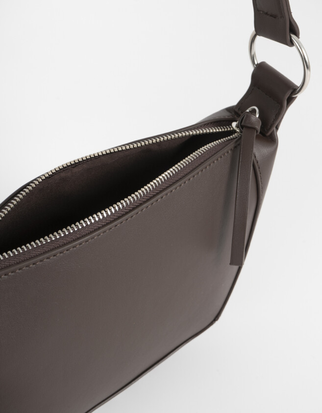 Bandoleras Bandolera Tachas Con Charm - Marron Oscuro