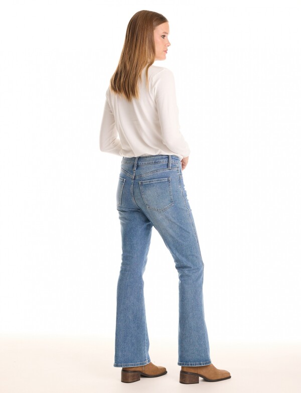 Jean Bootcut Costura Frontal JEAN