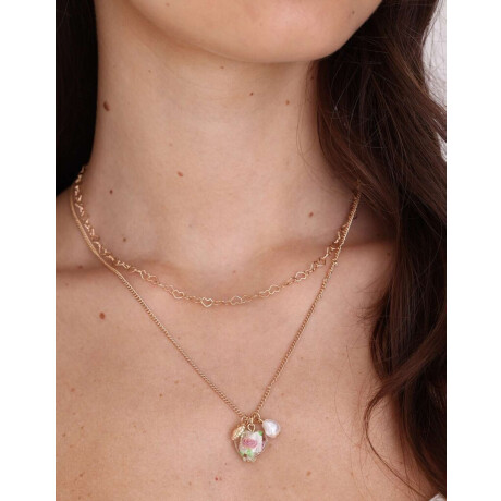 Collares Cortos Con corazón Dorado