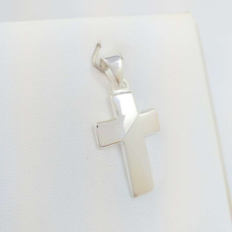 Cruz De Plata 925 Bombé Medidas Largo 25Mm, Ancho 17,5Mm, Espesor 2Mm
