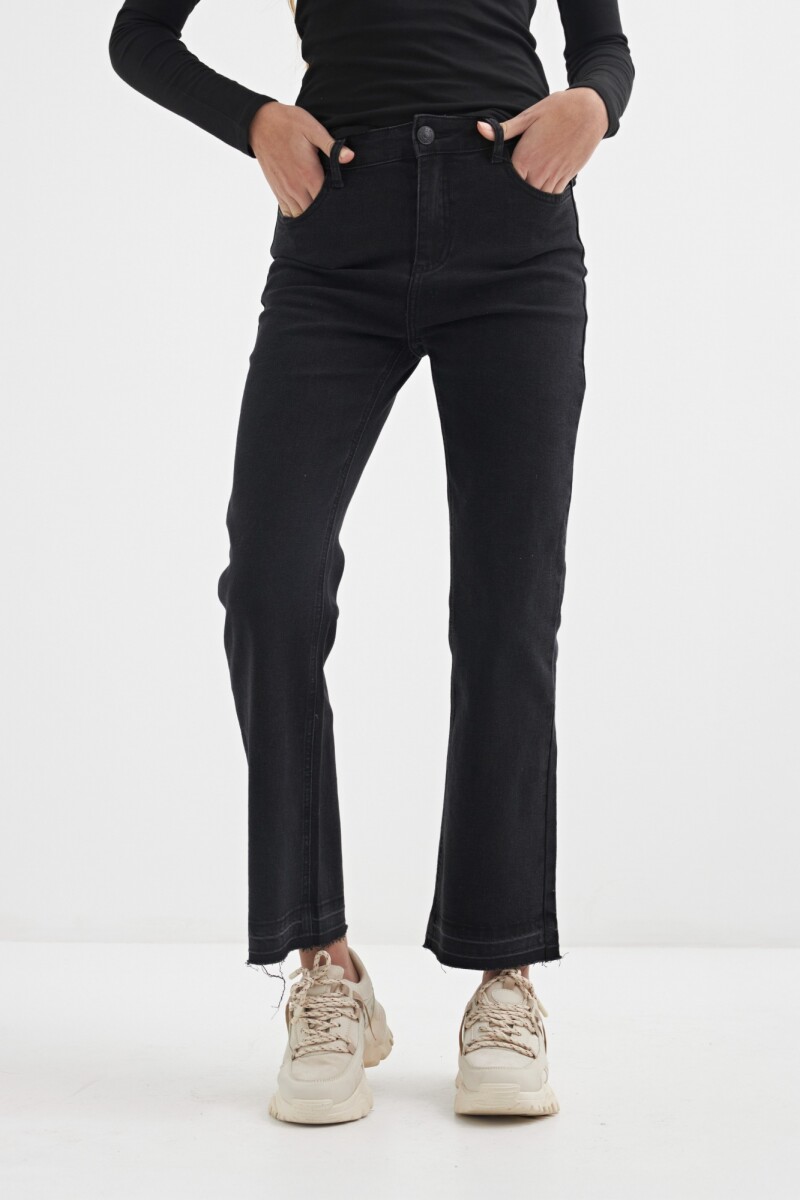 Jean Flared Cropped - Negro 