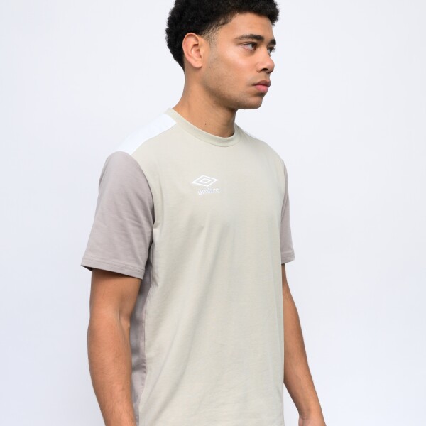 REMERA CUTS Umbro Hombre 0b9