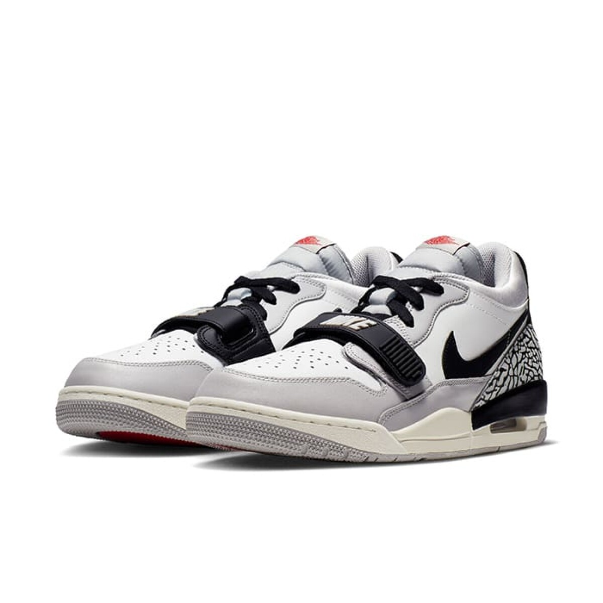 Championes Nike Air Jordan Legacy de Hombre - CD7069-101 - Blanco-negro 