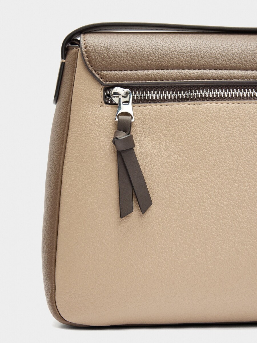 Bolso Bandolera Color Block Con Solapa beige