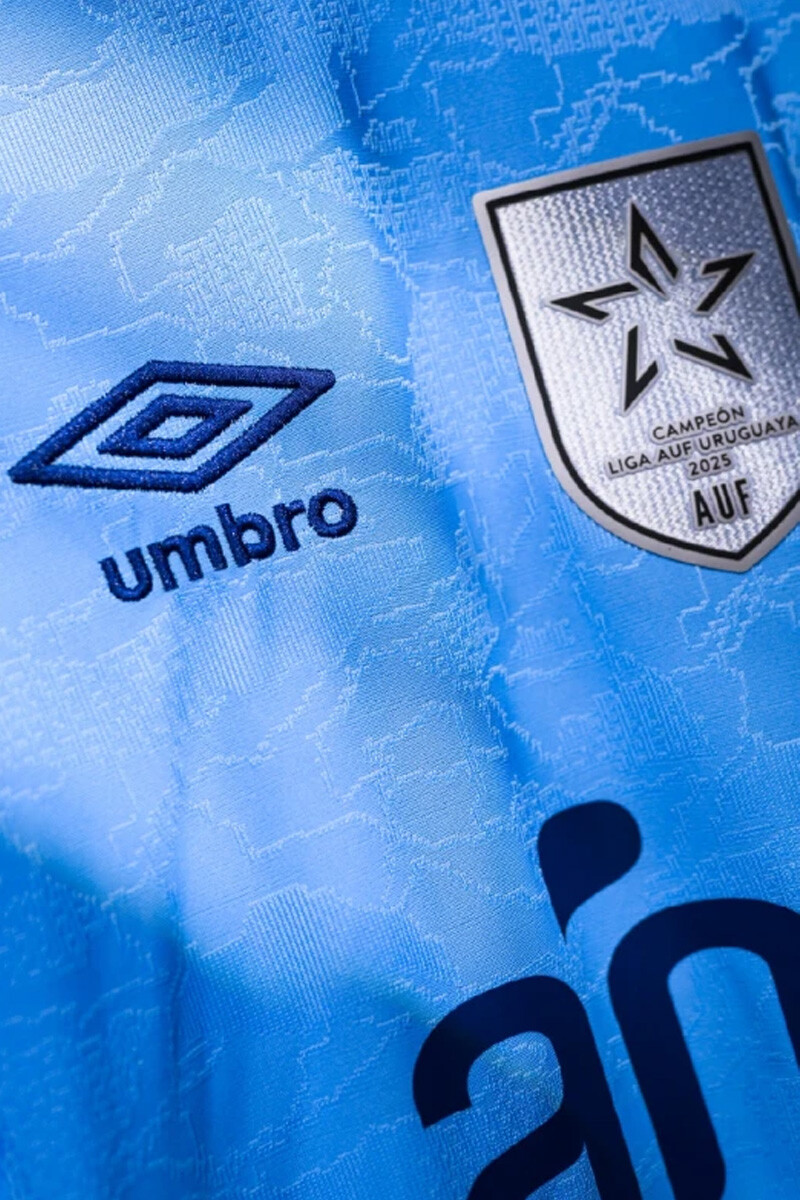 Camiseta Nacional Celeste Edición 2026 Celeste