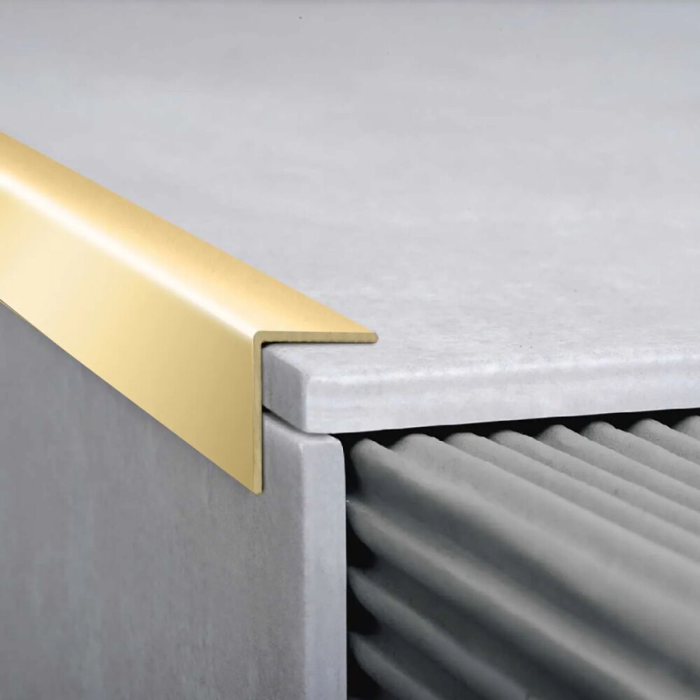 Aluminio tapacanto 16x16mm 2.5mt Oro brillo Aluminio Tapacanto 16x16mm 2.5mt Oro Brillo
