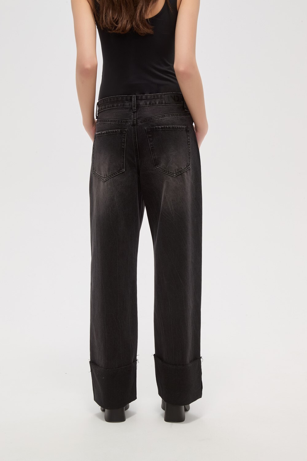 Pantalon Iarala Gris Medio