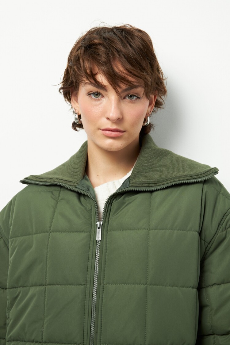 CAMPERA QUEENIE Verde Oscuro
