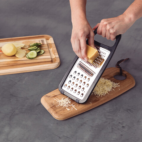 Rallador 3 en 1 color negro, modelo UTILITA -TRAMONTINA TR8101