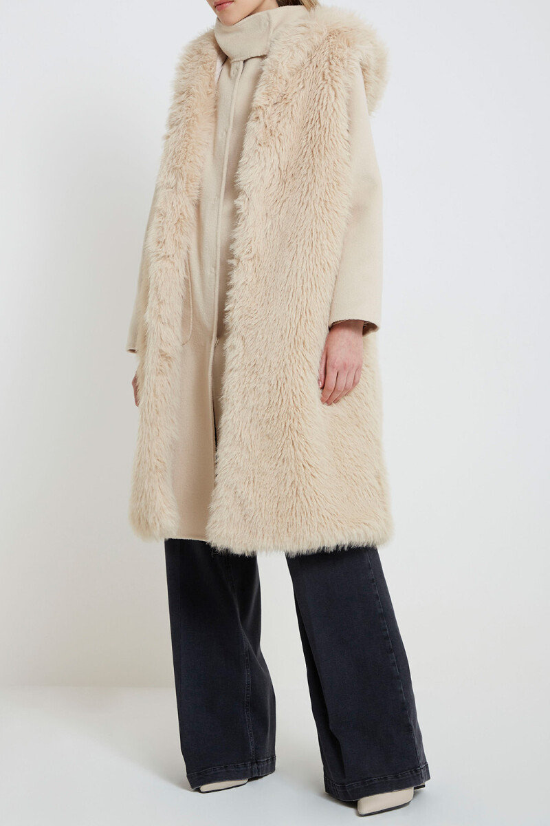 ABRIGO Beige
