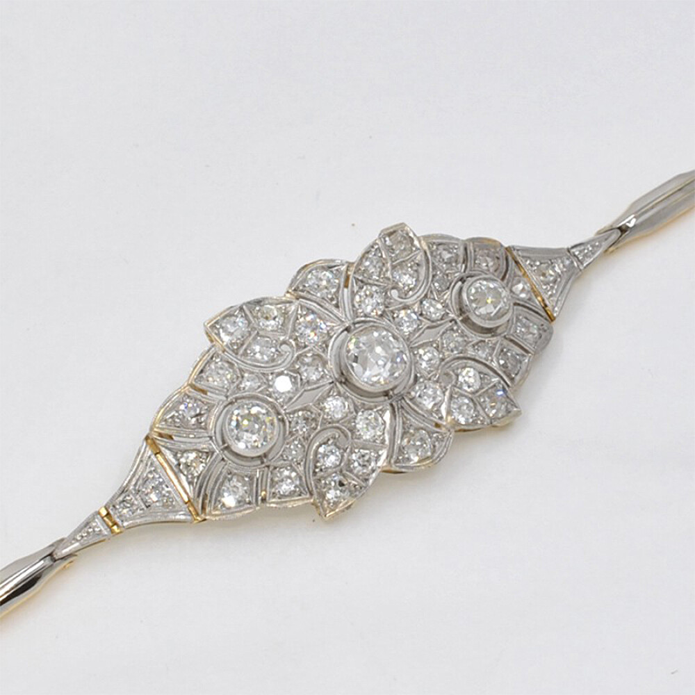Pulsera Estilo Antiguo, En Oro 18K, Platino Y Brillantes Pulsera Estilo Antiguo, En Oro 18K, Platino Y Brillantes