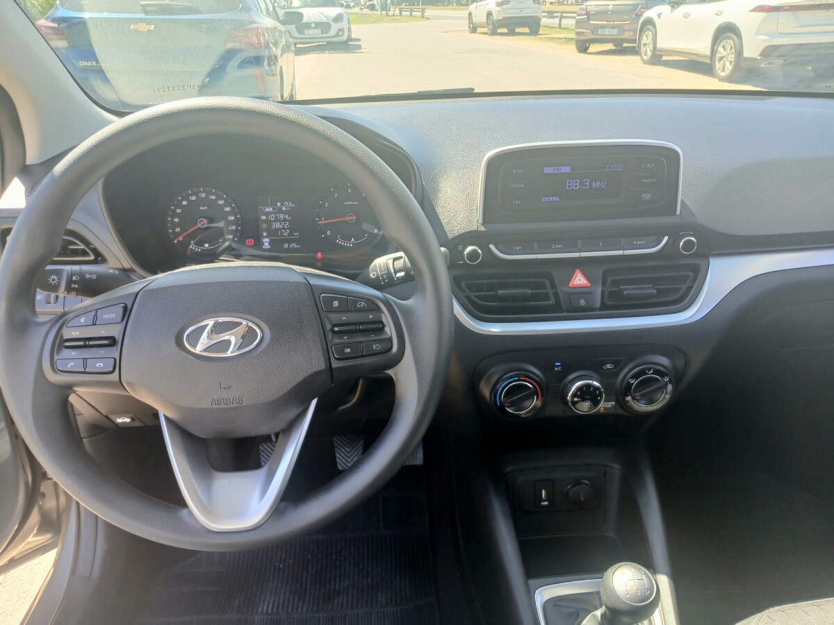 Hyundai HB20 1.0 2025 EXCELENTE ESTADO! | Permuta / Financia Hyundai HB20 1.0 2025 EXCELENTE ESTADO! | Permuta / Financia